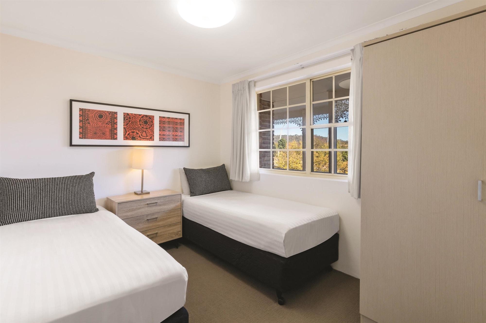 Adina Serviced Apartments Canberra Kingston Extérieur photo