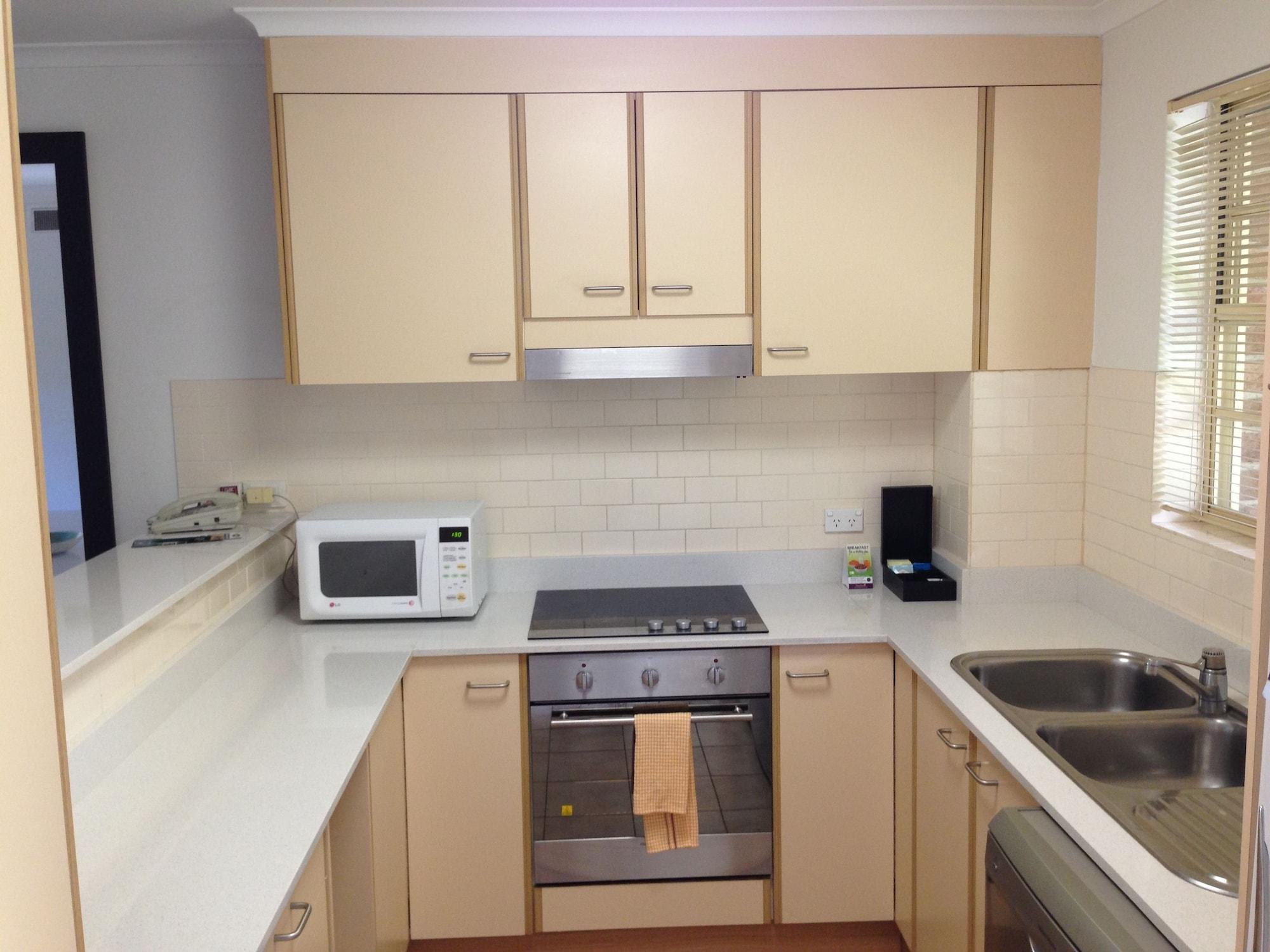 Adina Serviced Apartments Canberra Kingston Extérieur photo