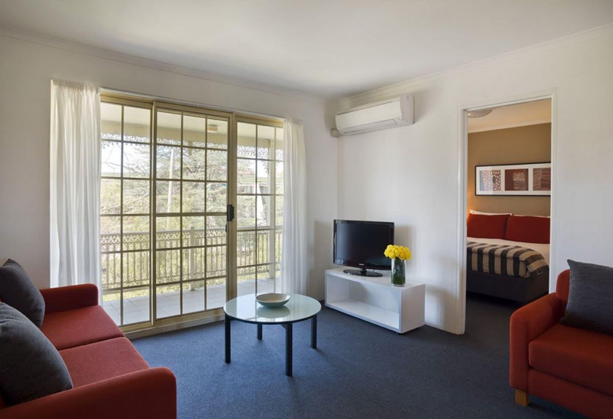 Adina Serviced Apartments Canberra Kingston Extérieur photo