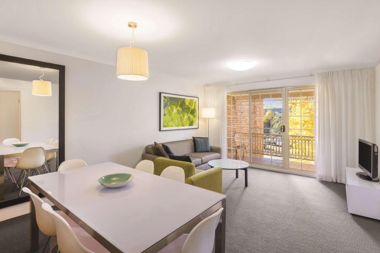 Adina Serviced Apartments Canberra Kingston Extérieur photo