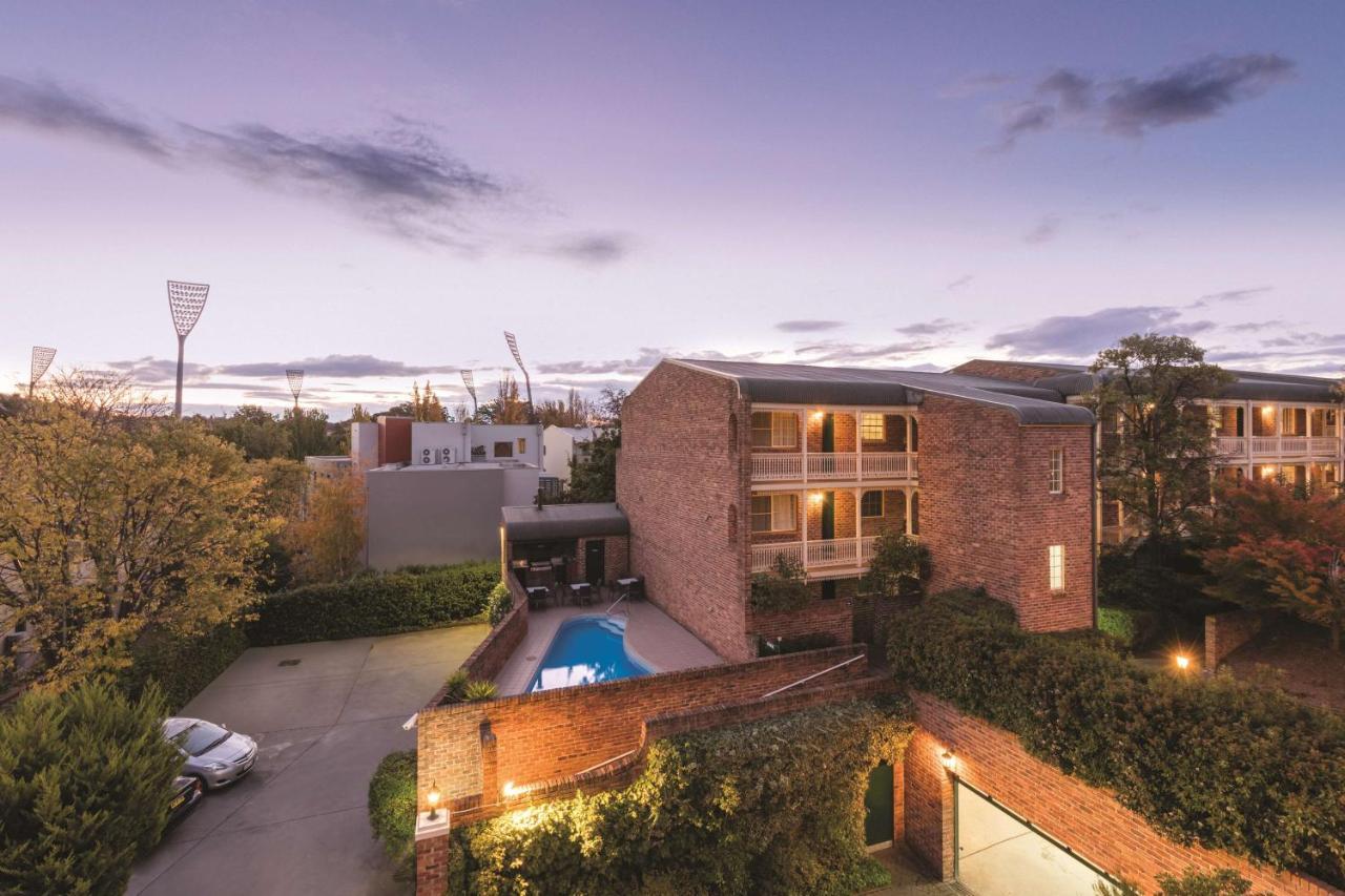 Adina Serviced Apartments Canberra Kingston Extérieur photo